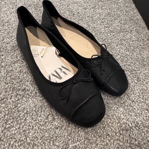 Zara Black Ballet Flats for Women